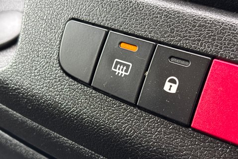 Peugeot Boxer 335 2.2 Hdi 130 ps Crew Cab Tipper - Air Con - Ex MOD 26