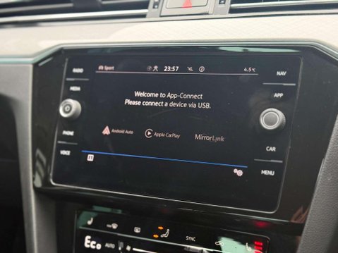 Volkswagen Passat 1.4 TSI 13kWh GTE DSG Euro 6 (s/s) 4dr 44