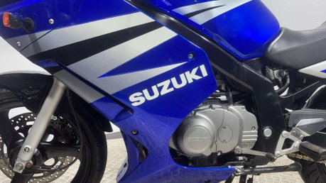 Suzuki GS500 FAIRER 2004 ONLY 14K MOT RIDES GREAT CLEAN CLASSIC 500CC TWIN 24