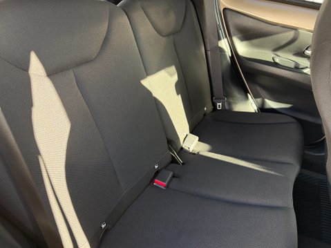 Toyota Aygo X VVT-I EDGE 16