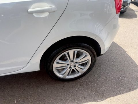 SEAT Ibiza 1.4 16V Good Stuff Euro 5 5dr 27