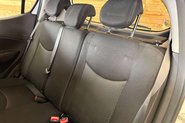 Vauxhall Viva 1.0i SE Hatchback 5dr Petrol Manual Euro 6 (a/c) (75 ps) 26