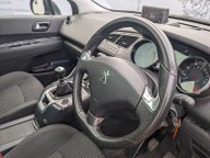 Peugeot 5008 BLUE HDI S/S ALLURE 22