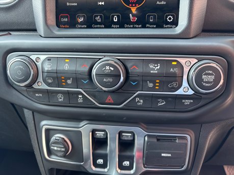 Jeep Wrangler 2.0 GME Overland SUV 2dr PETROL Auto 4WD Euro 6 (s/s) (272 ps) 25