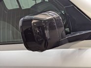 Land Rover Defender 3.0 Defender SE D MHEV Auto 4WD 5dr 27