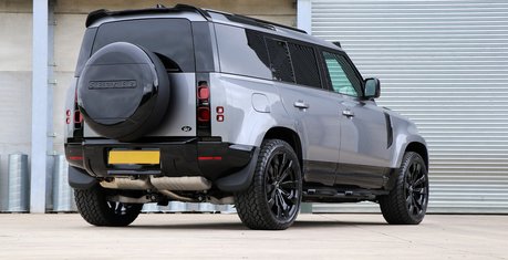 Land Rover Defender 110