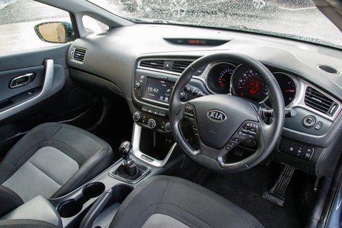 Kia Ceed 2 ISG 4