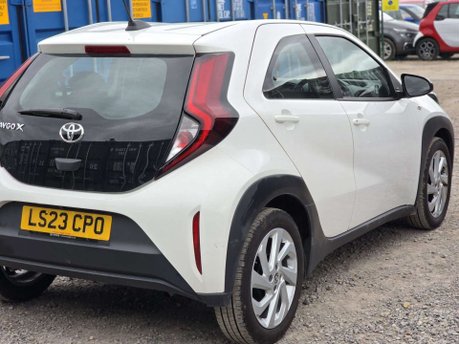 Toyota Aygo X 1.0 VVT-i Pure Hatchback 5dr Petrol x-shift Euro 6 (s/s) (72 ps) 4
