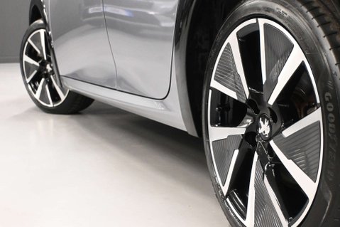 Peugeot 208 208 GT Ev 5dr 17