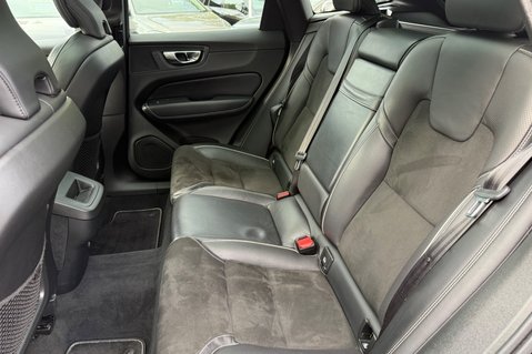 Volvo XC60 T5 R-DESIGN PRO AWD -ONE OWNER - 7 VOLVO SERVICES 16