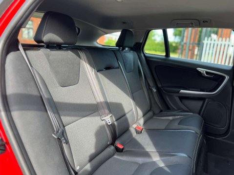 Volvo V60 1.6 V60 R-Design Drive S/S 5dr 23
