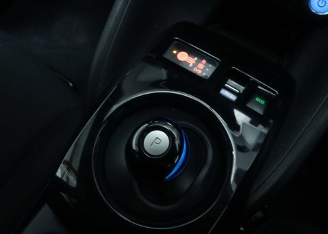 Nissan LEAF Leaf N-Connecta 5dr 30