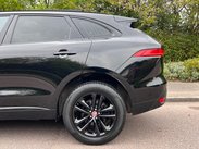 Jaguar F-Pace 2.0 D180 R-Sport Auto AWD Euro 6 (s/s) 5dr 18