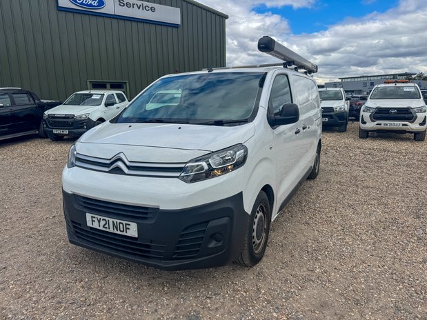 Citroen Dispatch MWB L2H1 [SOLD MM] Low Roof Enterprise 2700 Cruise Sensors EURO 6 2