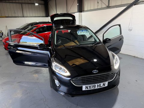 Ford Fiesta 1.0T EcoBoost Zetec Euro 6 (s/s) 3dr 2
