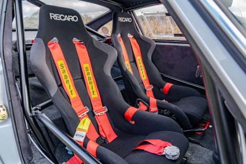 Porsche 911 3.2 RSR Race Car Recreation 25