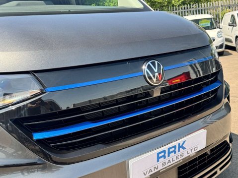 Volkswagen Transporter 2.0 TDI T28 Commerce Plus Panel Van 5dr Diesel Manual FWD SWB Euro 6 (s/s) 15