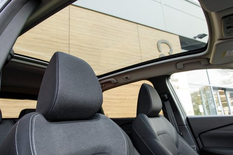 Nissan Qashqai DIG-T N-CONNECTA MHEV 33