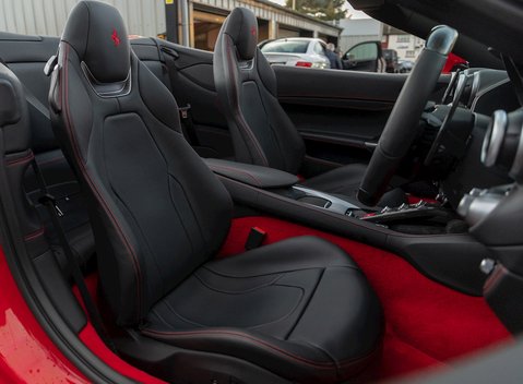 Ferrari Portofino 14