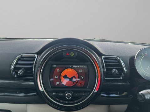 Mini Clubman 1.5 Cooper Exclusive Euro 6 (s/s) 6dr 18