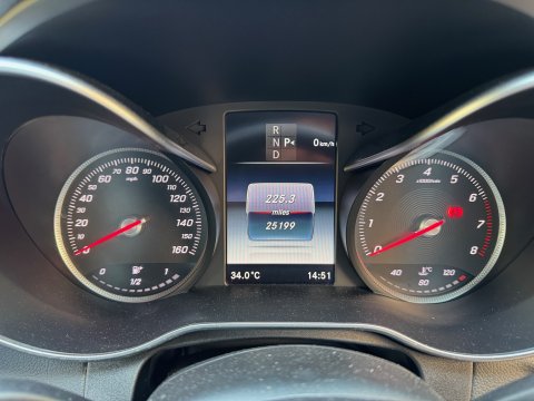 Mercedes-Benz C Class C 200 AMG LINE PREMIUM 39