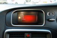 Volvo V40 T2 R-DESIGN NAV PLUS 24