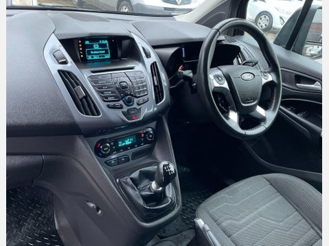 Ford Transit Connect 1.6 TDCi 200 Limited Panel Van 5dr Diesel Manual L1 H1 (124 g/km, 113 bhp) 41