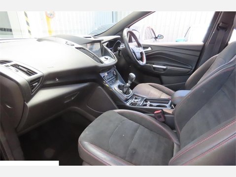Ford Kuga 1.5 TDCi ST-Line Euro 6 (s/s) 5dr 3