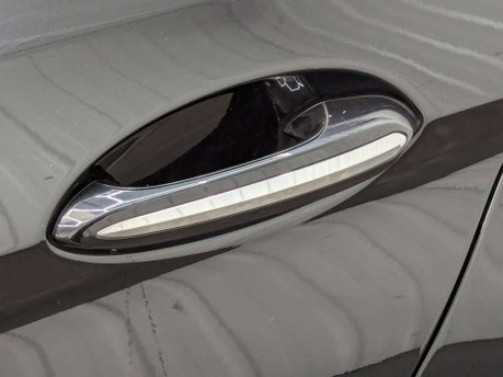 BMW 5 Series 2.0 520d M Sport Auto 5dr 30