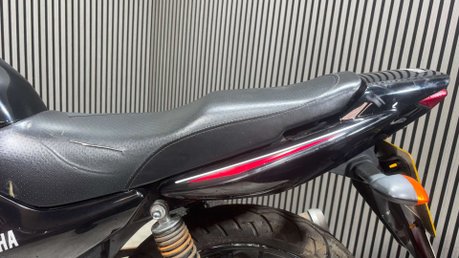 Yamaha YBR 125 2013 36K RUNNING PROJECT BIKE SPARES OR REPAIR 125CC LEARNER 9