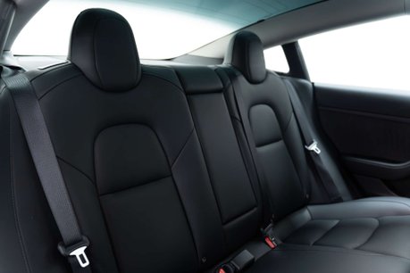 Tesla Model 3 Model 3 Performance AWD 4WD 4dr 17