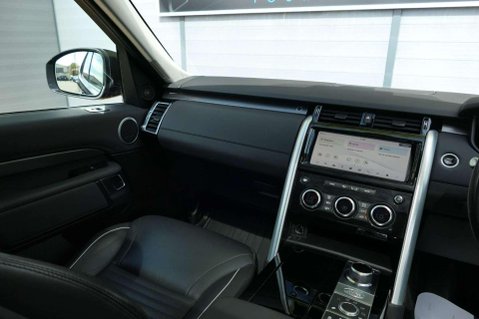 Land Rover Discovery TD6 HSE 47