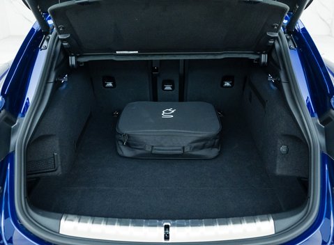 Porsche Taycan GTS Sport Turismo 40