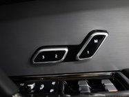 Land Rover Range Rover Sport 3.0 D300 MHEV Dynamic SE SUV 5dr Diesel Auto 4WD Euro 6 (s/s) (300 ps) 25