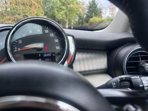 Mini Hatch 1.5 Cooper Exclusive Steptronic Euro 6 (s/s) 3dr 46