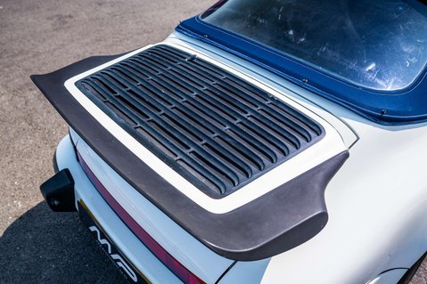 Porsche 911 3.2 Classic Carrera Cabriolet 2dr Petrol Manual (231 bhp) 80