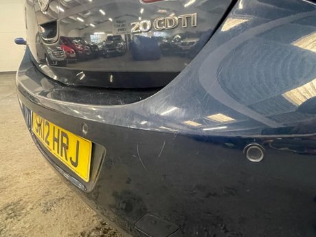 Vauxhall Astra 2.0 CDTi SRi Auto Euro 5 5dr 29