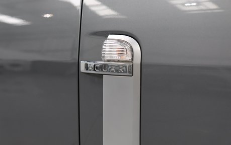 Jaguar XKR Stunning Cherished Example - Only 3 Owners 17