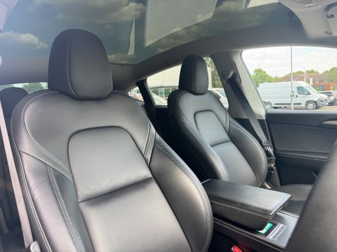 Tesla Model Y (Dual Motor) Long Range SUV 5dr Electric Auto 4WDE (384 bhp) 12