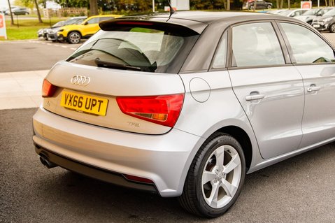 Audi A1 SPORTBACK TFSI SPORT 5