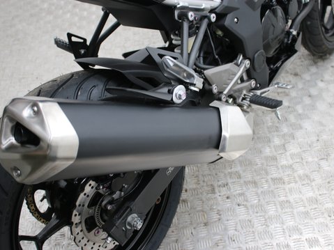 Kawasaki Z125 BR 125 LPFNN 34