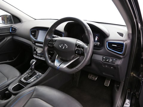 Hyundai IONIQ 1.6 h-GDi Premium SE DCT Euro 6 (s/s) 5dr 21