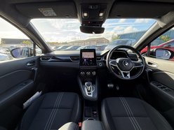 Renault Captur 1.6 E-TECH 9.8kWh E-Tech engineered SUV 5dr Petrol Plug-in Hybrid Auto Euro 26
