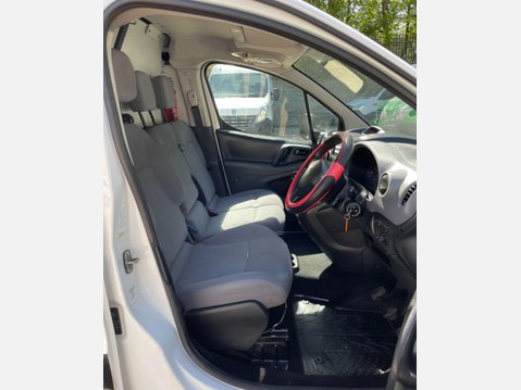 Peugeot Partner 1.6 eHDi 750 SE Panel Van 4dr Diesel Manual L2 (s/s) (134 g/km, 90 bhp) 22