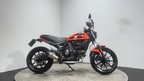 Ducati Scrambler 400 SIXTY 2 2016 14K NEW MOT A2 READY FULL SERVICE SPORTS EXHAUST 400CC 1