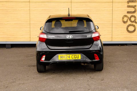 Hyundai i10 PREMIUM 6