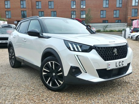 Peugeot 2008 1.2 PURETECH S/S GT LINE STUNNING CAR! APPLE CARPLAY! ANDROID AUTO!