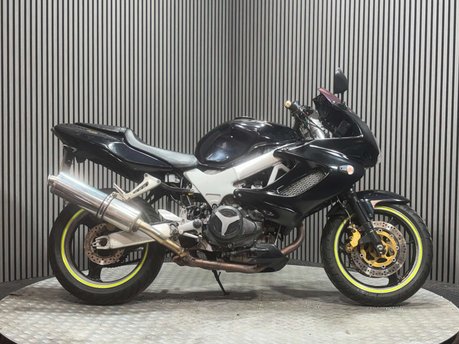 Honda VTR 1997 1000CC V TWIN 30K PROJECT BIKE SPARES OR REPAIR