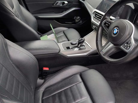 BMW 3 Series 2.0 320i M Sport Auto 4dr 9