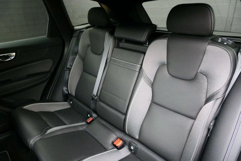 Volvo XC60 2.0 XC60 R-Design B5 MHEV AWD Auto 4WD 5dr 41